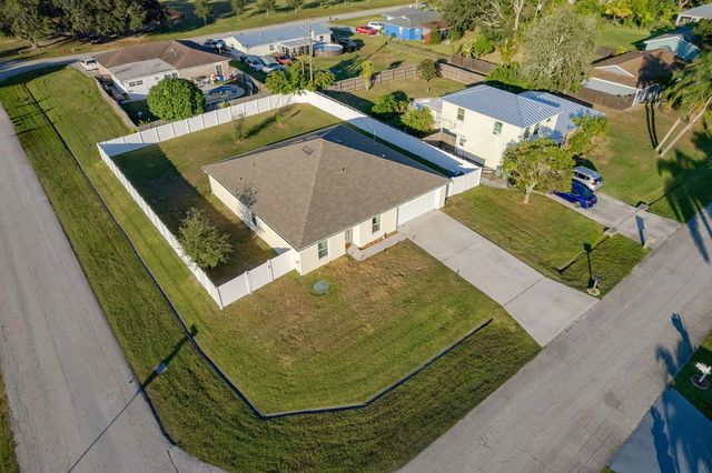 597 Nw Kilpatrick Avenue, Port St. Lucie