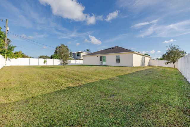 4 of 50 - 597 Nw Kilpatrick Avenue, Port St. Lucie, FL