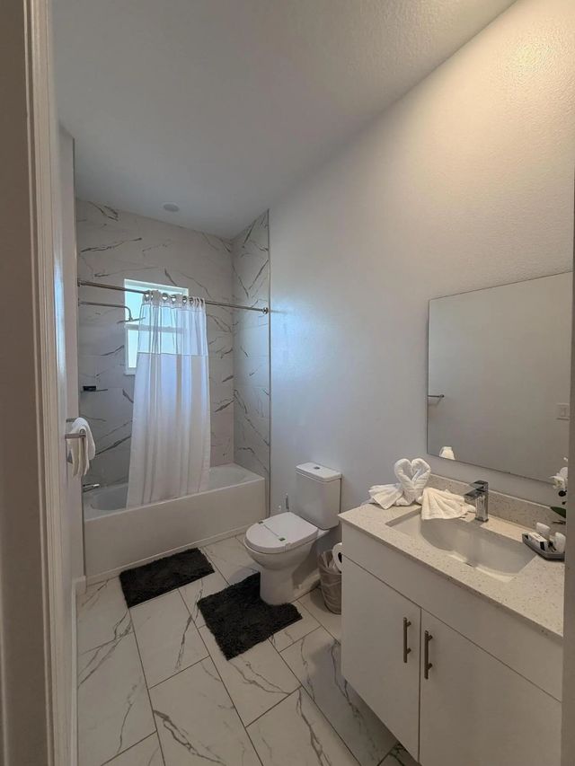 4 of 34 - 657 Trikomo Drive, Davenport, FL