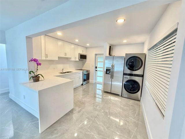 4 of 9 - 1357 Sw 22nd Terrace, Fort Lauderdale, FL