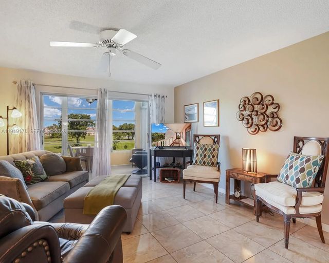 9401 Sunrise Lakes Boulevard #302, Sunrise