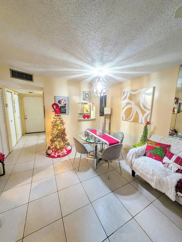 3 of 12 - 7960 Nw 50th Street #104, Lauderhill, FL