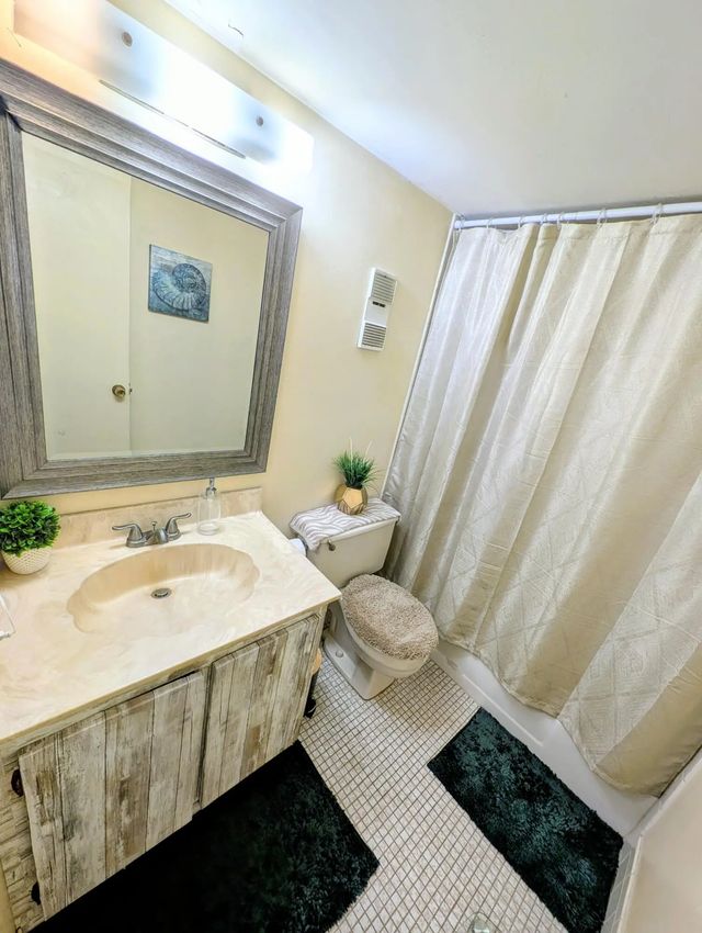 4 of 12 - 7960 Nw 50th Street #104, Lauderhill, FL