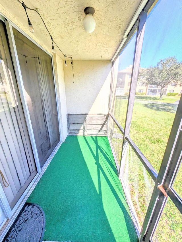 5 of 12 - 7960 Nw 50th Street #104, Lauderhill, FL