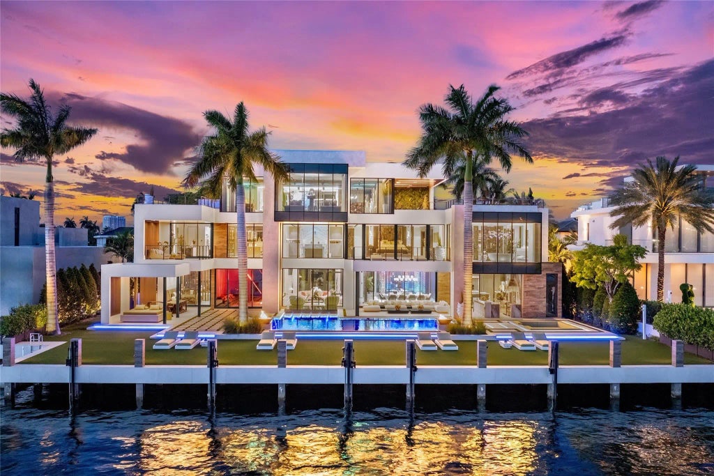 2406 Laguna Drive, Fort Lauderdale