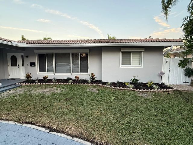 3 of 83 - 5950 Ne 28th Avenue, Fort Lauderdale, FL