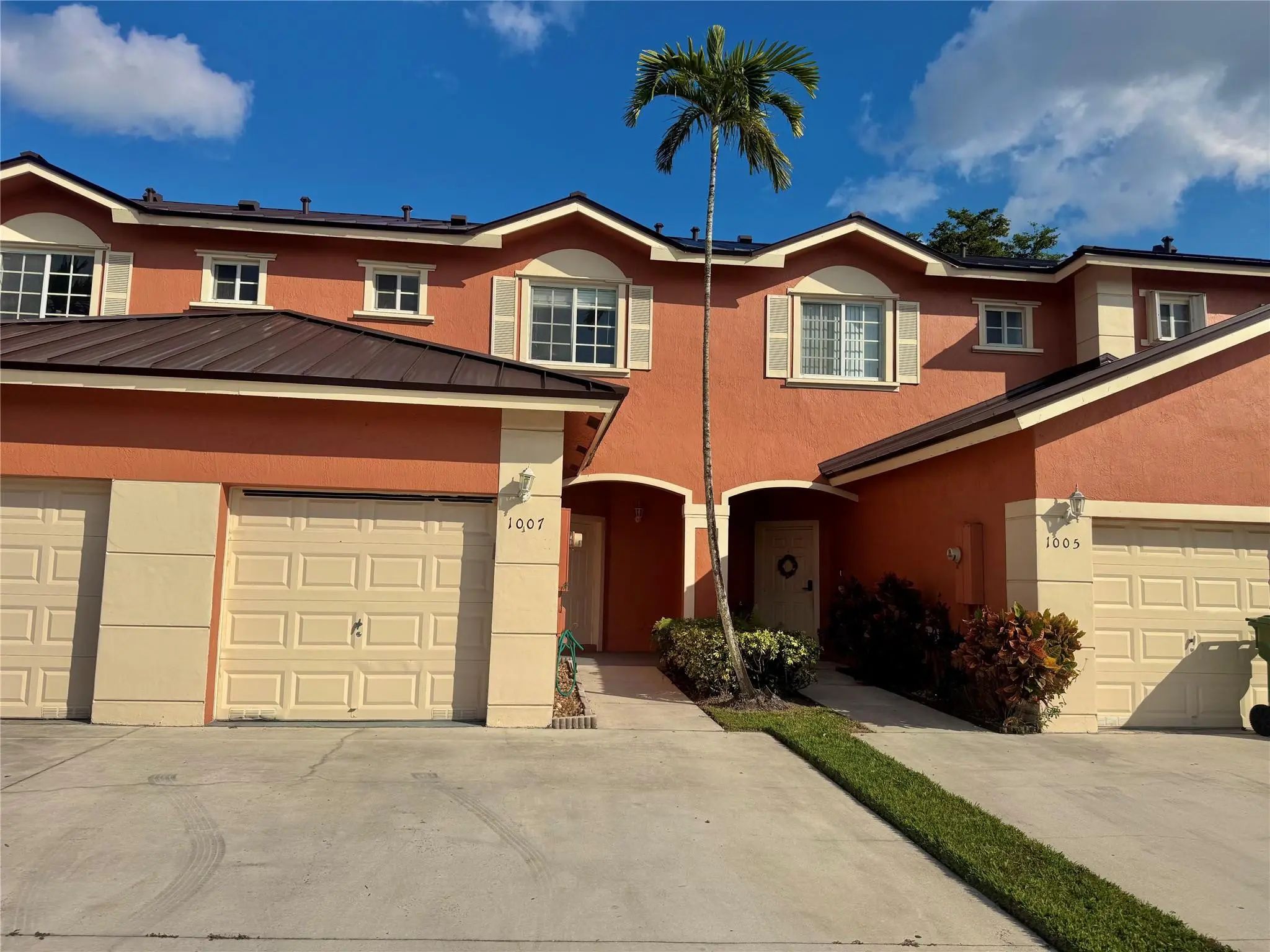 1007 Nw 100th Avenue #1007, Pembroke Pines