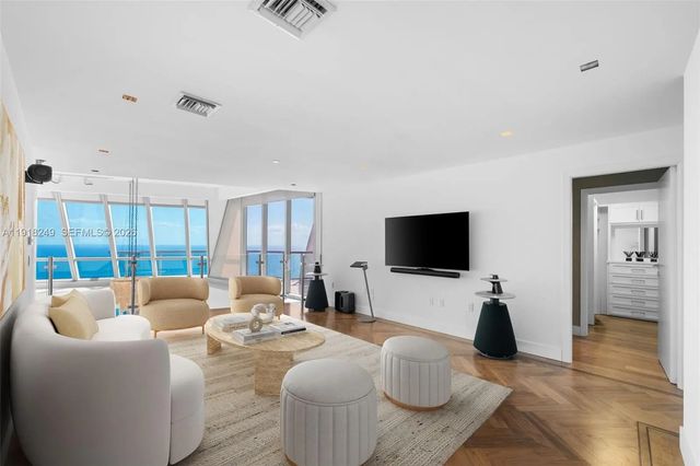4 of 13 - 17121 Collins Avenue #4806, Sunny Isles Beach, FL