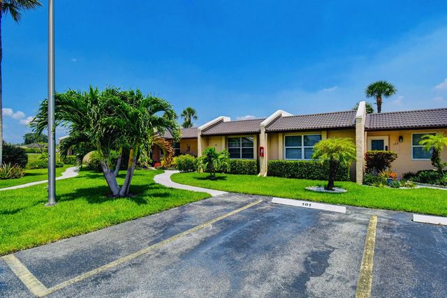3 of 23 - 159 Lake Meryl Drive, West Palm Beach, FL