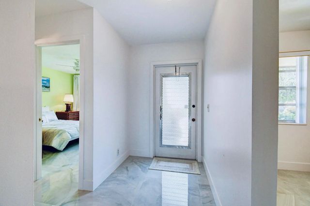 4 of 23 - 159 Lake Meryl Drive, West Palm Beach, FL