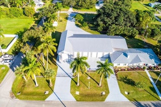 Photo of Listing #F10538279