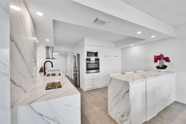 5100 N Ocean Boulevard #1016, Lauderdale-By-The-Sea