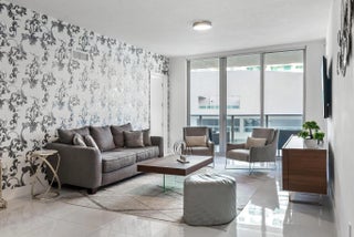 Photo of Listing #F10538295