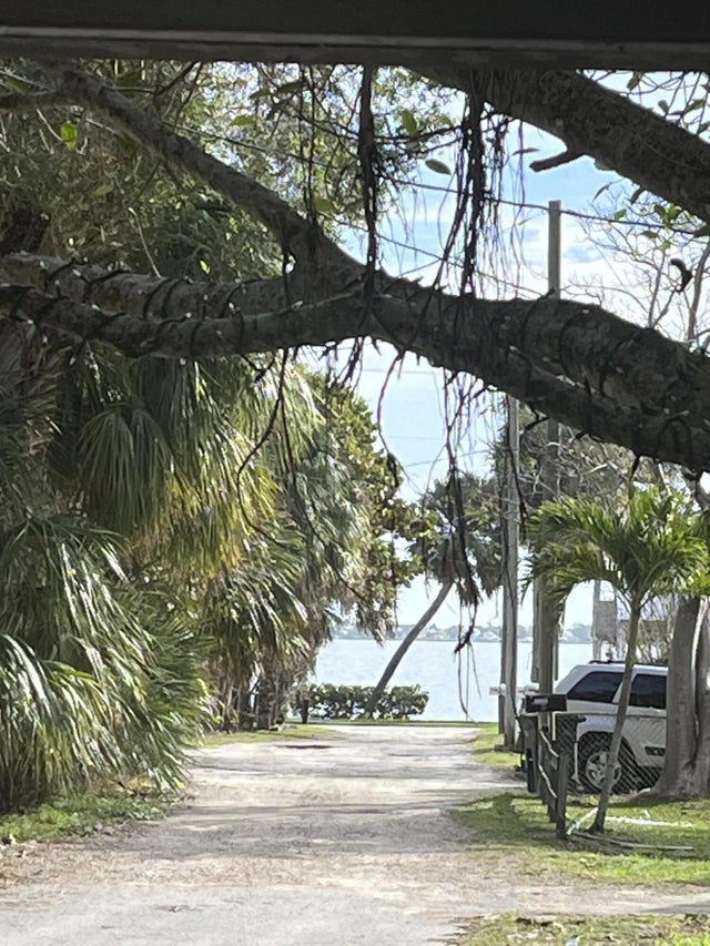 Photo of Listing #R11143549