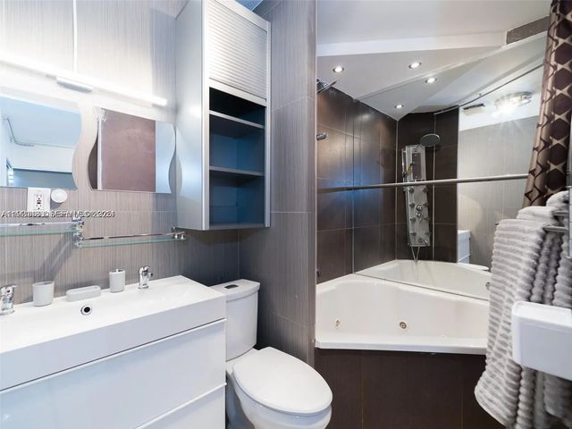 2 of 16 - 1509 Fletcher Street, Hollywood, FL
