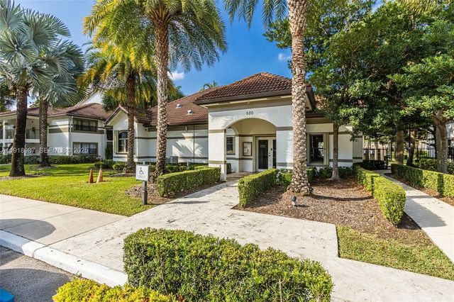 4 of 24 - 650 S Park Road #13-5, Hollywood, FL