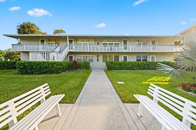 380 Sheffield P, West Palm Beach