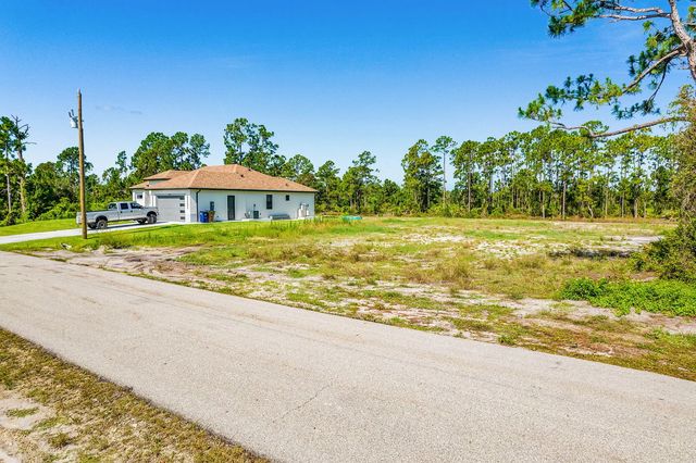 3 of 16 - 842 Genoa Avenue, Lehigh Acres, FL