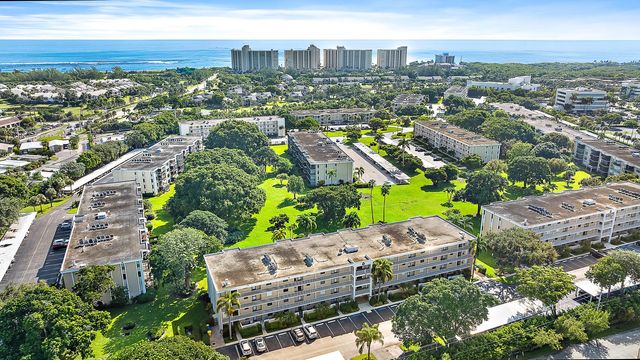 2 of 30 - 300 N Highway A1a #303g, Jupiter, FL