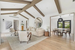 Photo of Listing #R11143646