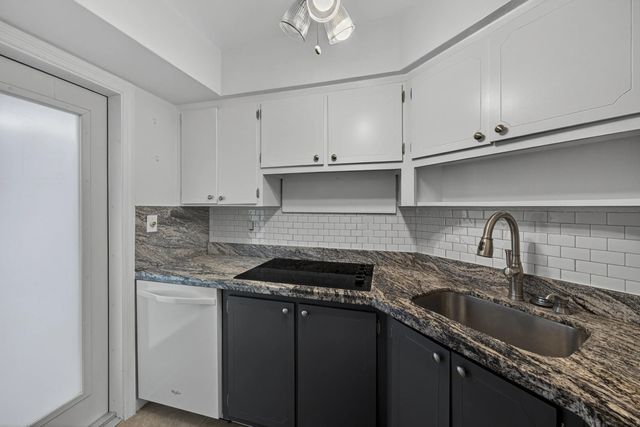 3 of 40 - 2151 Ne 42 Nd Court #136, Lighthouse Point, FL