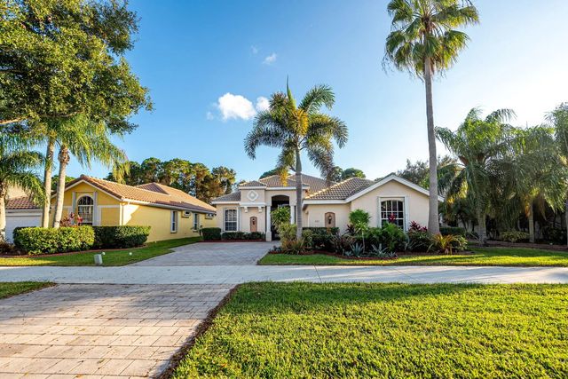 2 of 59 - 665 Sw Lake Charles Circle, , FL