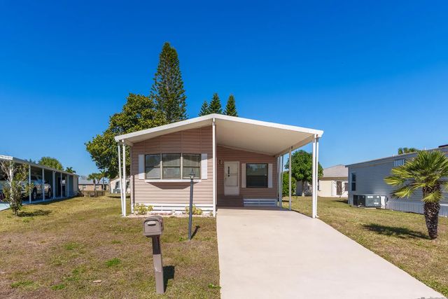 3 of 22 - 13998 Encantardo Circle, Fort Pierce, FL