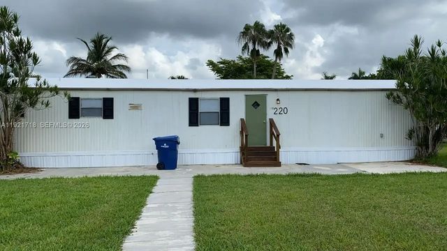35250 Sw 177th Court #220, Homestead