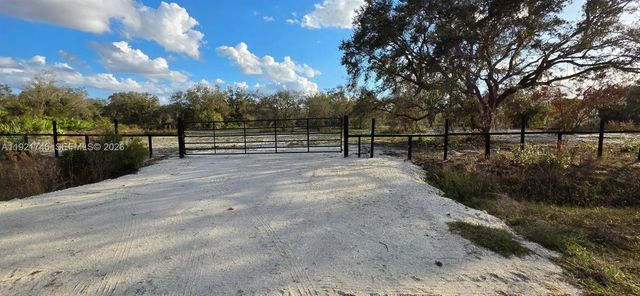 18678 Nw 284 Street, Okeechobee