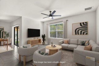 Photo of Listing #R11143805