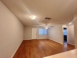 Photo of Listing #R11143807