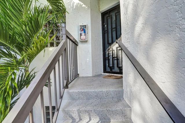 5 of 48 - 5415 E Verona Drive #i, Boynton Beach, FL