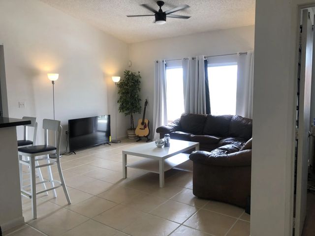 5 of 23 - 6936 Sw 39 Street #304d, Davie, FL