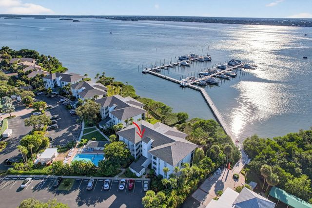 390 Ne Edgewater Drive #403, Stuart