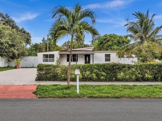 Photo of Listing #F10538128