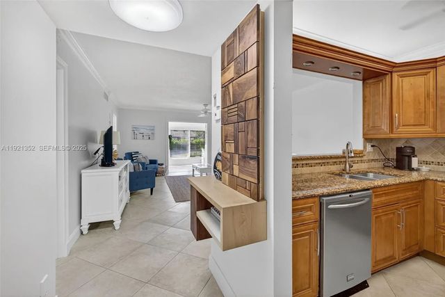 3 of 26 - 5681 Sw 2nd Court #117, Margate, FL