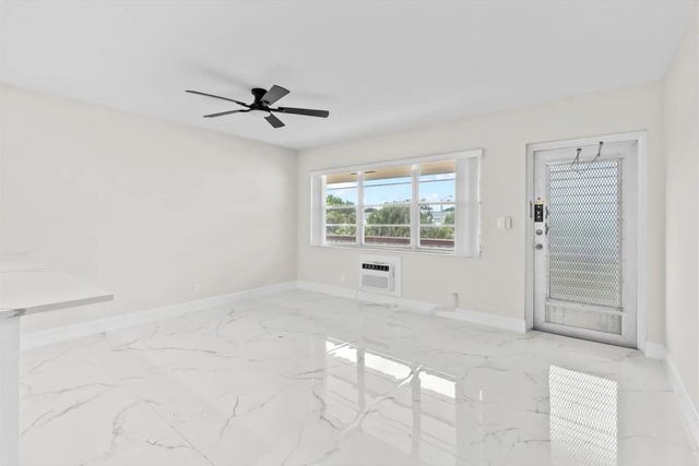 4 of 23 - 17 Andover A, West Palm Beach, FL