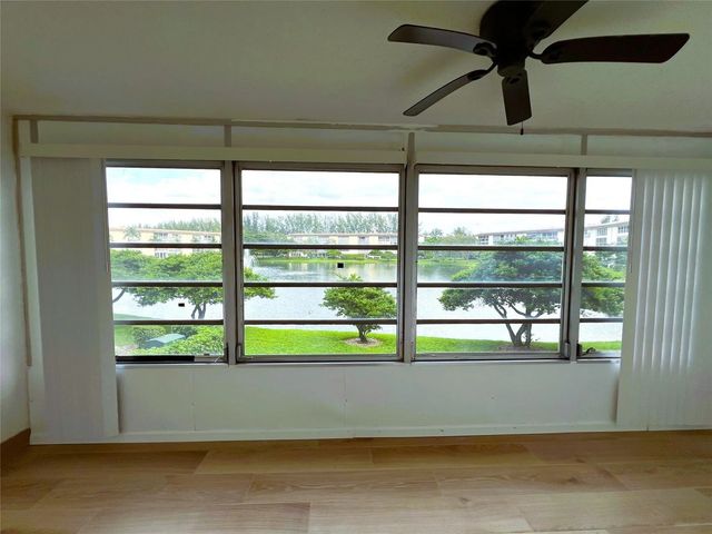 2 of 32 - 1902 Bermuda Circle #h-2, Coconut Creek, FL
