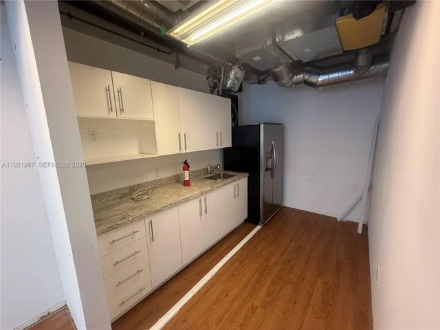 4 of 6 - 14 Ne 1st Avenue #800a, Miami, FL