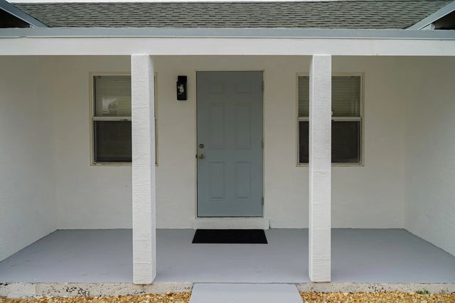 908 W 5th Street, Riviera Beach