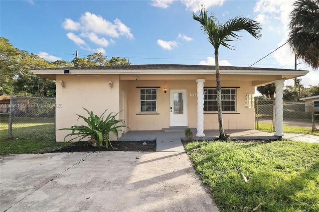 1722 Nw 8th Court, Fort Lauderdale