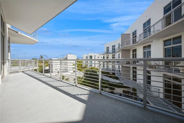 4 of 32 - 2001 Meridian Avenue #512, Miami Beach, FL