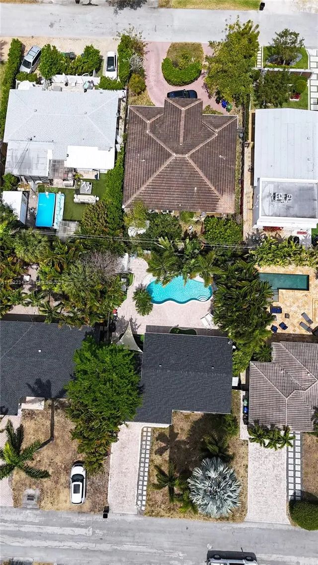 2 of 22 - 1401 Ne 14th Court, Fort Lauderdale, FL