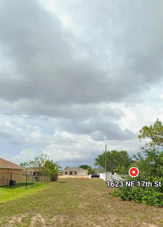 2 of 9 - 1623 Ne 17th Street, Cape Coral, FL