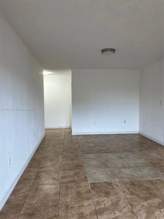 13500 Ne 3rd Court #402, North Miami