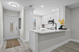 Photo of Listing #R11144301