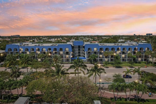 3 of 22 - 3909 N Ocean Boulevard #215, Fort Lauderdale, FL