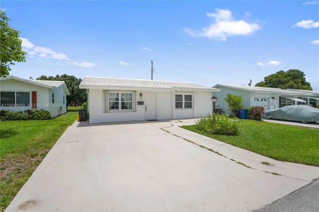 4 of 33 - 142 Nw 10th Court, Boynton Beach, FL