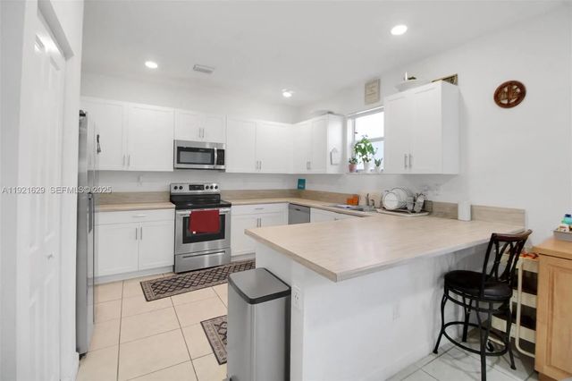 5 of 35 - 1382 Se 26th Road, Homestead, FL