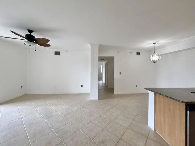 3 of 24 - 6450 Emerald Dunes Drive #301, West Palm Beach, FL